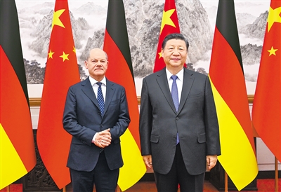 习近平会见德国总理：中德关系始终稳健发展